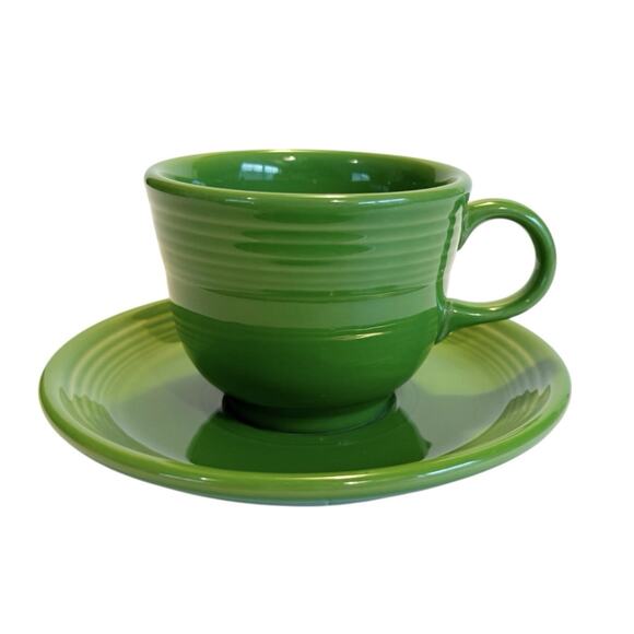 Fiesta Ware Fiesta HLC HLC Set of 8 Retired Shamrock Green Tea Cups & Saucers - Picture 6 of 16
